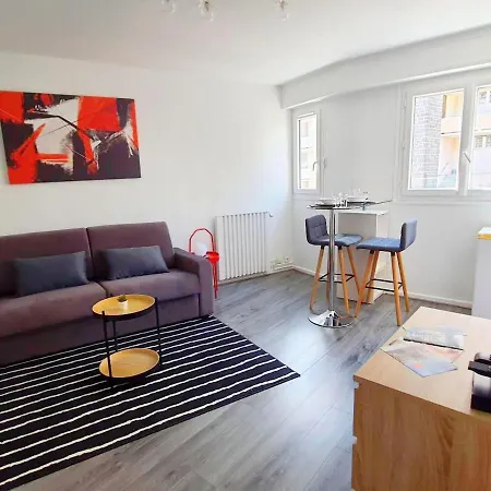 Charmant Studio A דירה